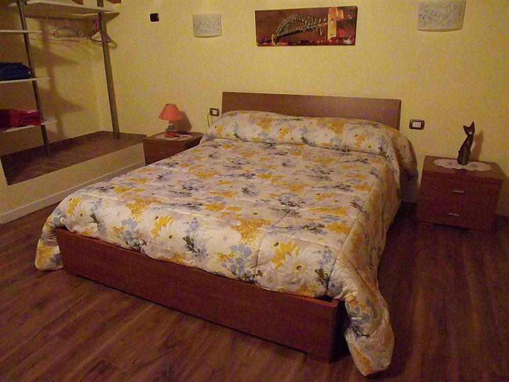 Bed and Breakfast Il Gelsomino Ferno Exteriér fotografie